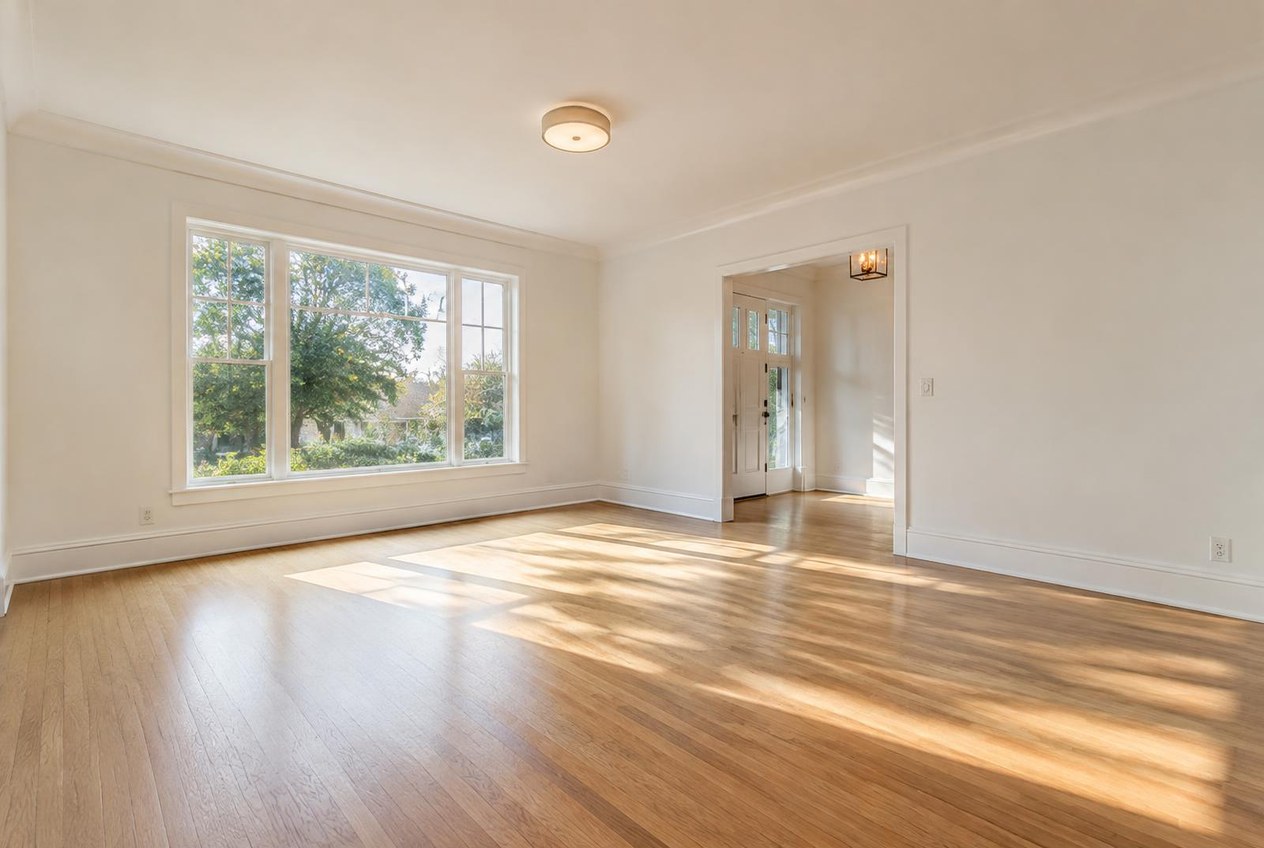 Original empty room
